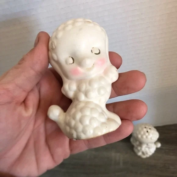 Vtg Poodle Salt and Pepper Shakers - Picture 3 of 12